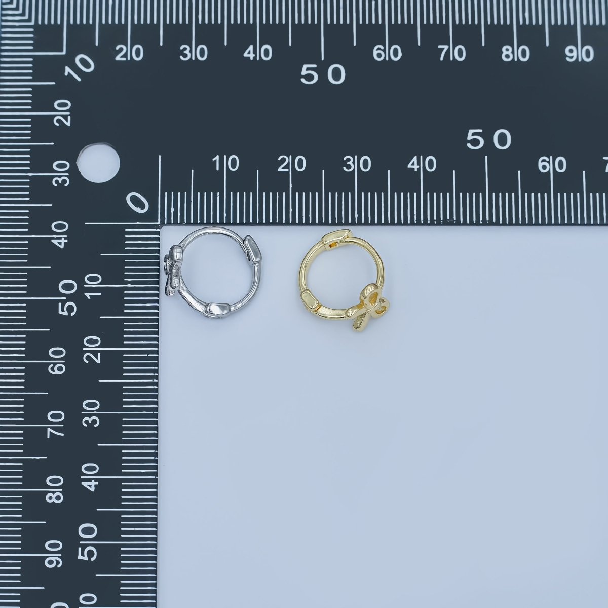 24K Gold Filled 15mm Ribbon Bow Huggie Earrings in Gold &amp; Silver | AE696 AE697