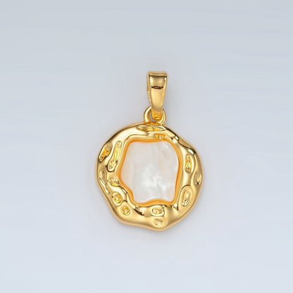 24k Gold Filled Shell Pearl Hammered Bezel Abstract Pendant | H-751