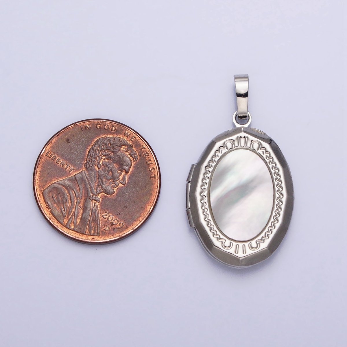 24K Gold Filled Shell Pearl Oval Geometric Engraved Locket in Gold &amp; Silver | AA-367 AA-368