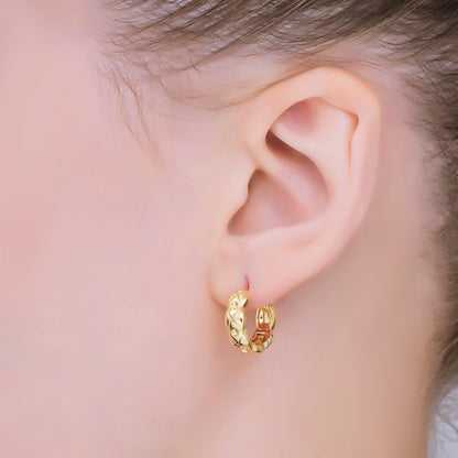 24K Gold Filled Simple Wavy Textured Lever Back Huggie Hoops Earrings | AJ-062