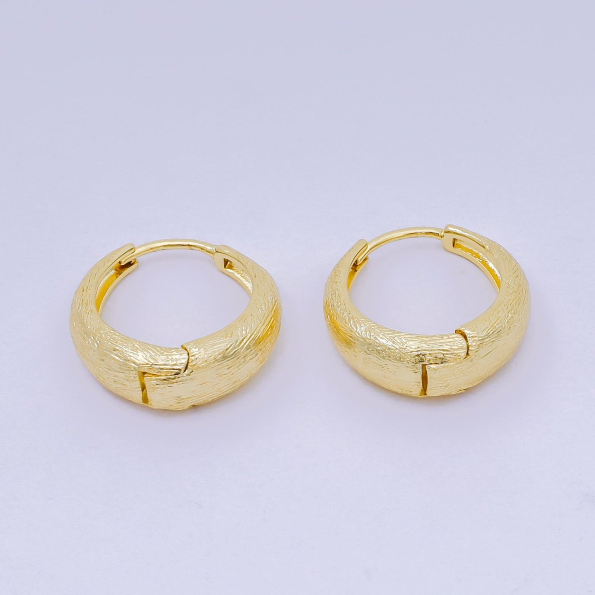 16.5 mm Minimalist Textured Dome Lever Back Huggie Earrings in Gold &amp; Silver | AJ-102 AJ-116