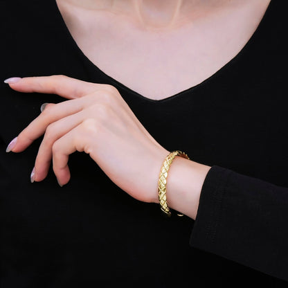 24K Gold Filled Textured Wave Bangle Bracelet | WA-3405