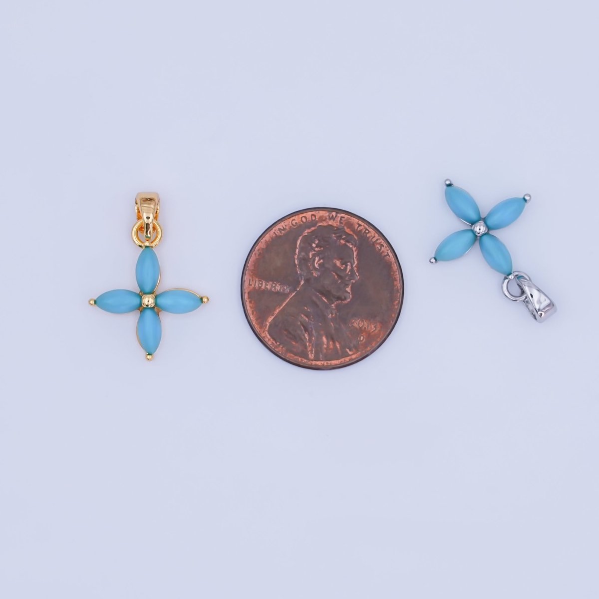 24K Gold Filled Turquoise Natural Gemstone Flower Pendant in Gold &amp; Silver | AH411