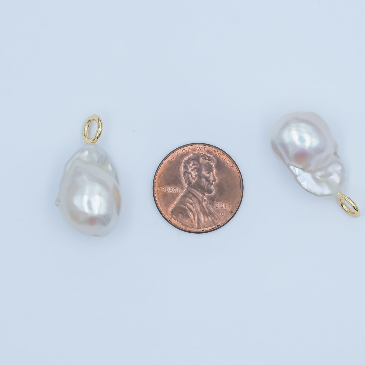 24K Gold Filled White Baroque Freshwater Pearl Pendant | P1638