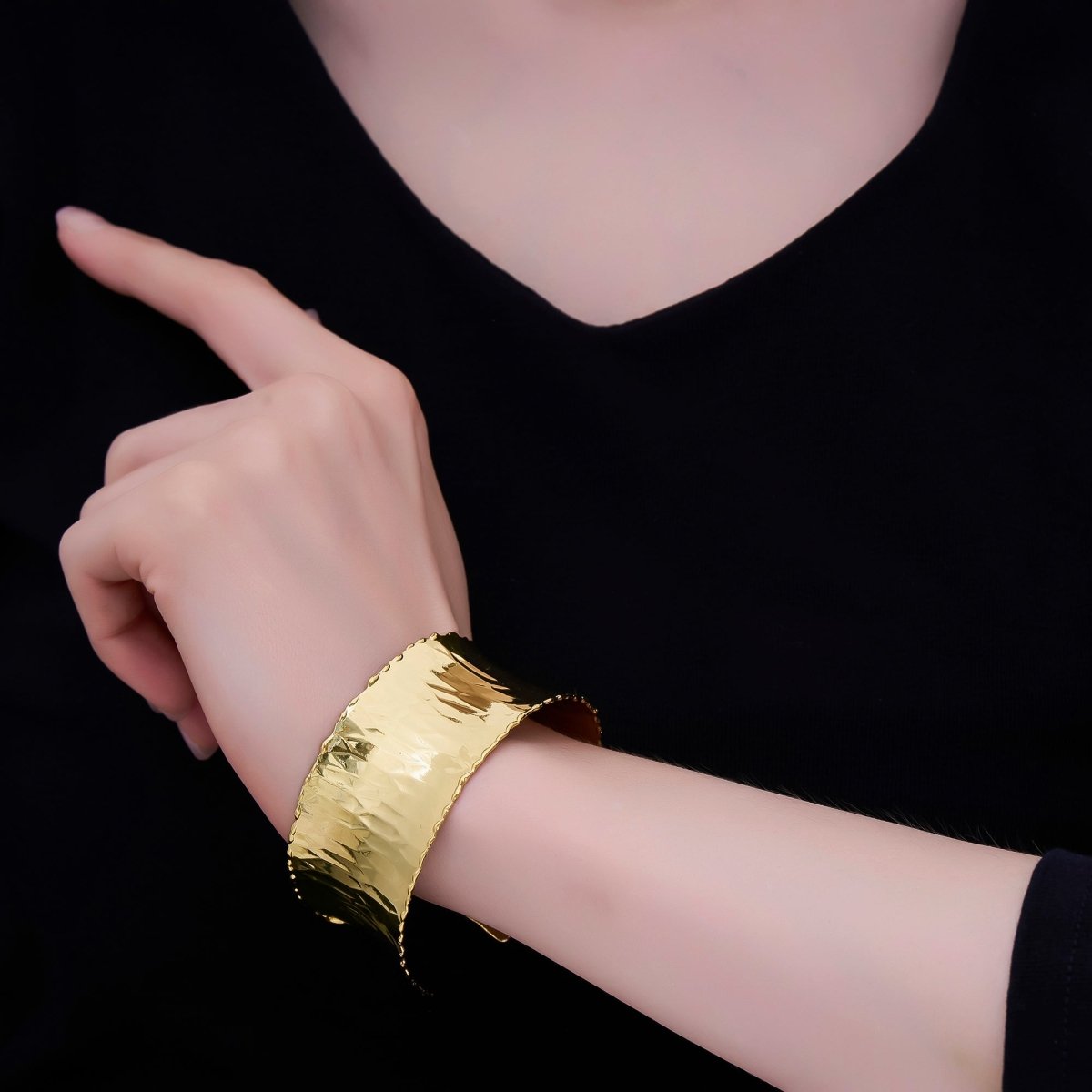 24K Gold Filled Wide Hexagonal Hammered Foil Geometric Cuff Bracelet | WA-3236