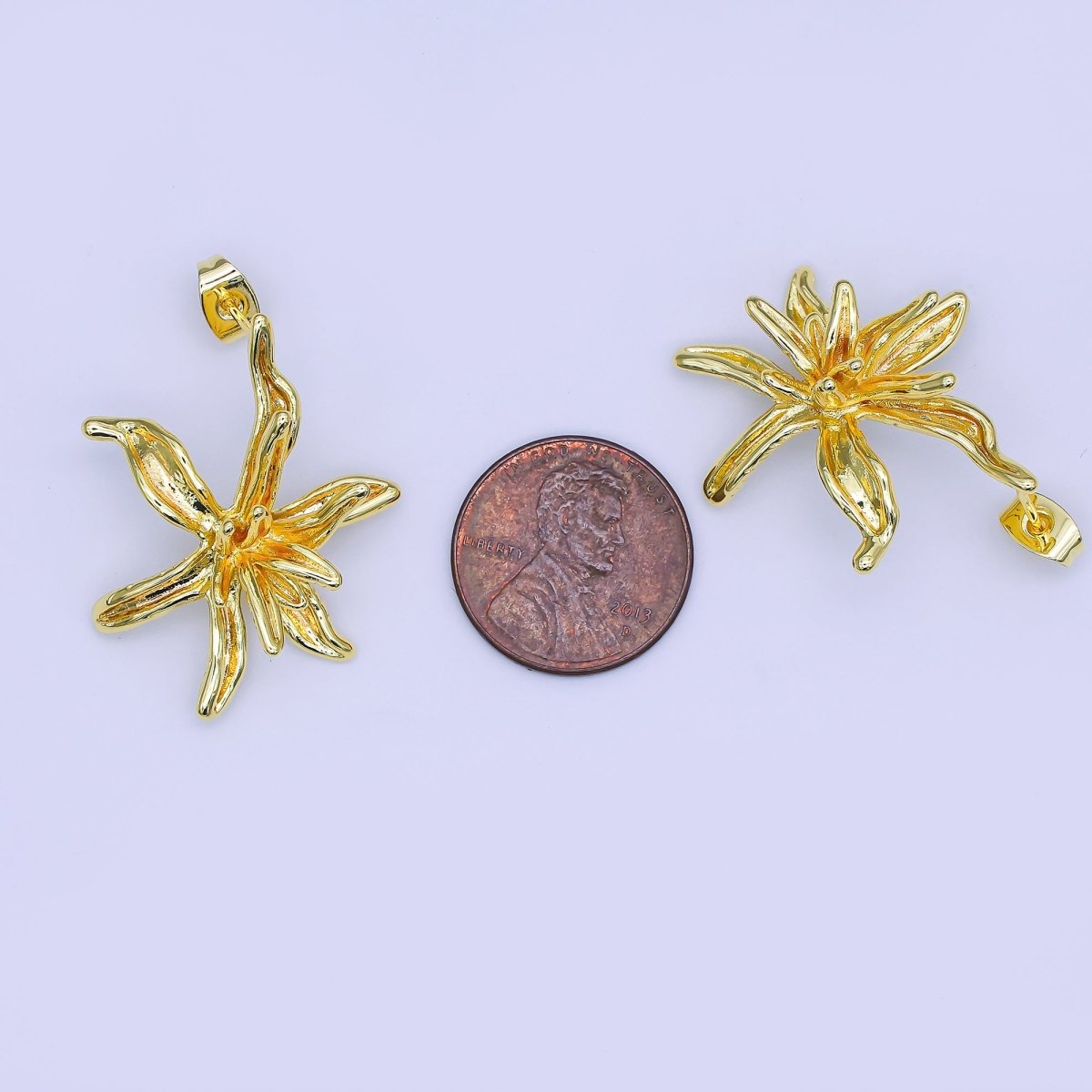 24K Gold Filled 32mm Molten Wild Lily Flower Drop Stud Earrings | AI513