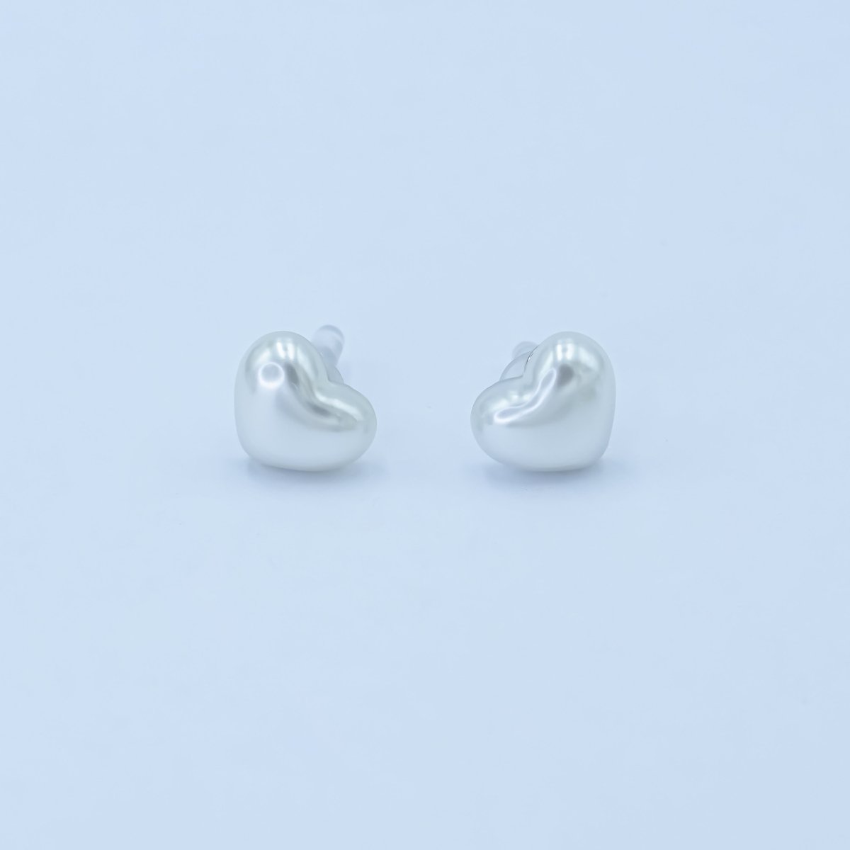 24K Gold Plated White Shell Pearl Heart Stud Earrings in Gold &amp; Silver | T439 T440