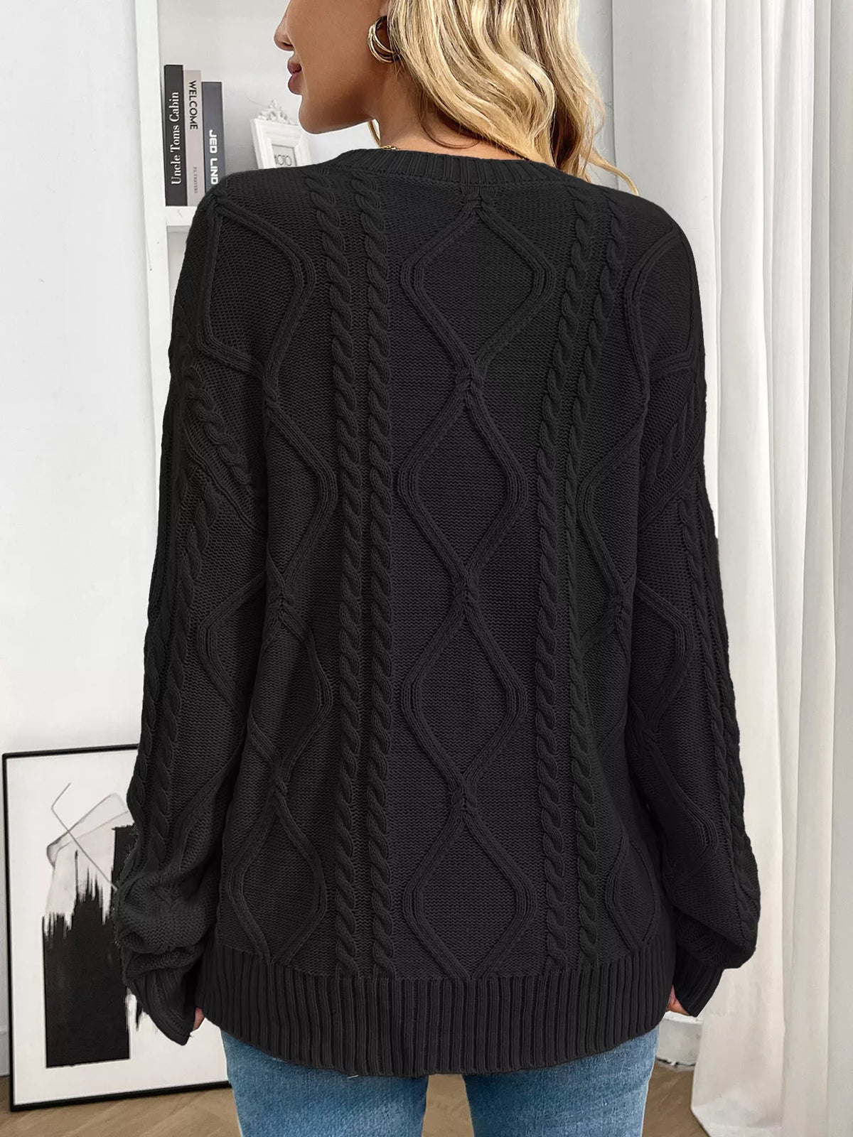 Cable Knit Round Neck Long Sleeve Sweater