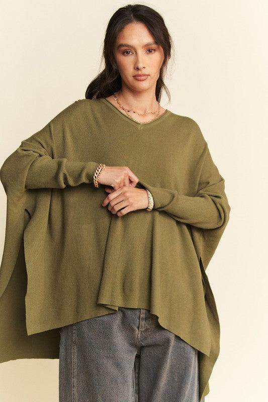 Davi &amp; Dani High-Low Side Slit Batwing Sleeve Top Style