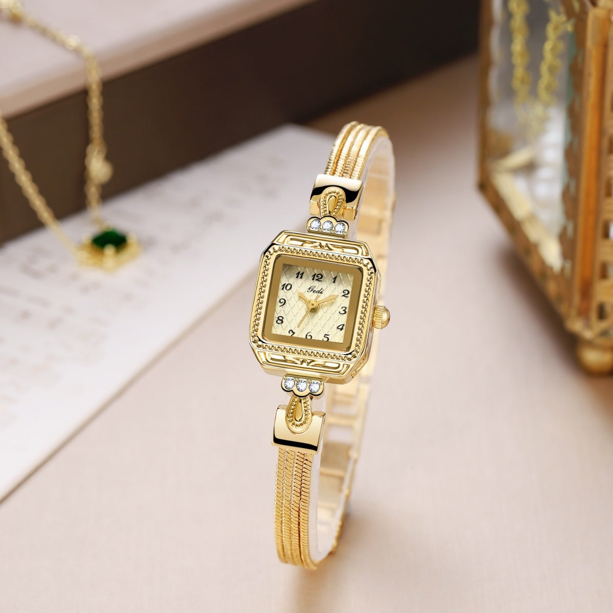 Fashion Women&