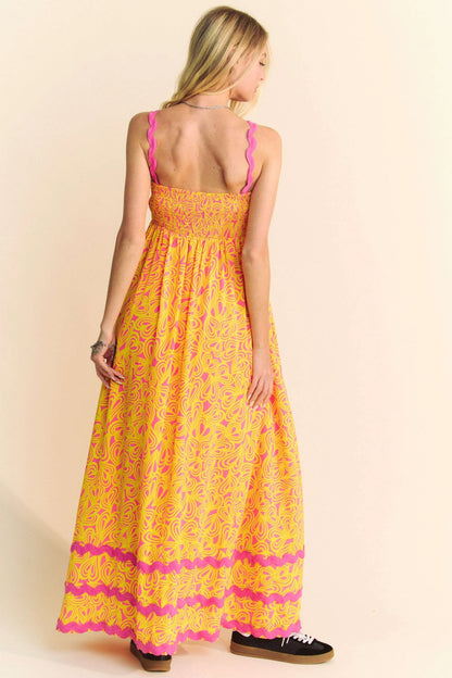 Davi &amp; Dani Geo 2 Tone Printed Wavi Trim Tiered Maxi Dress