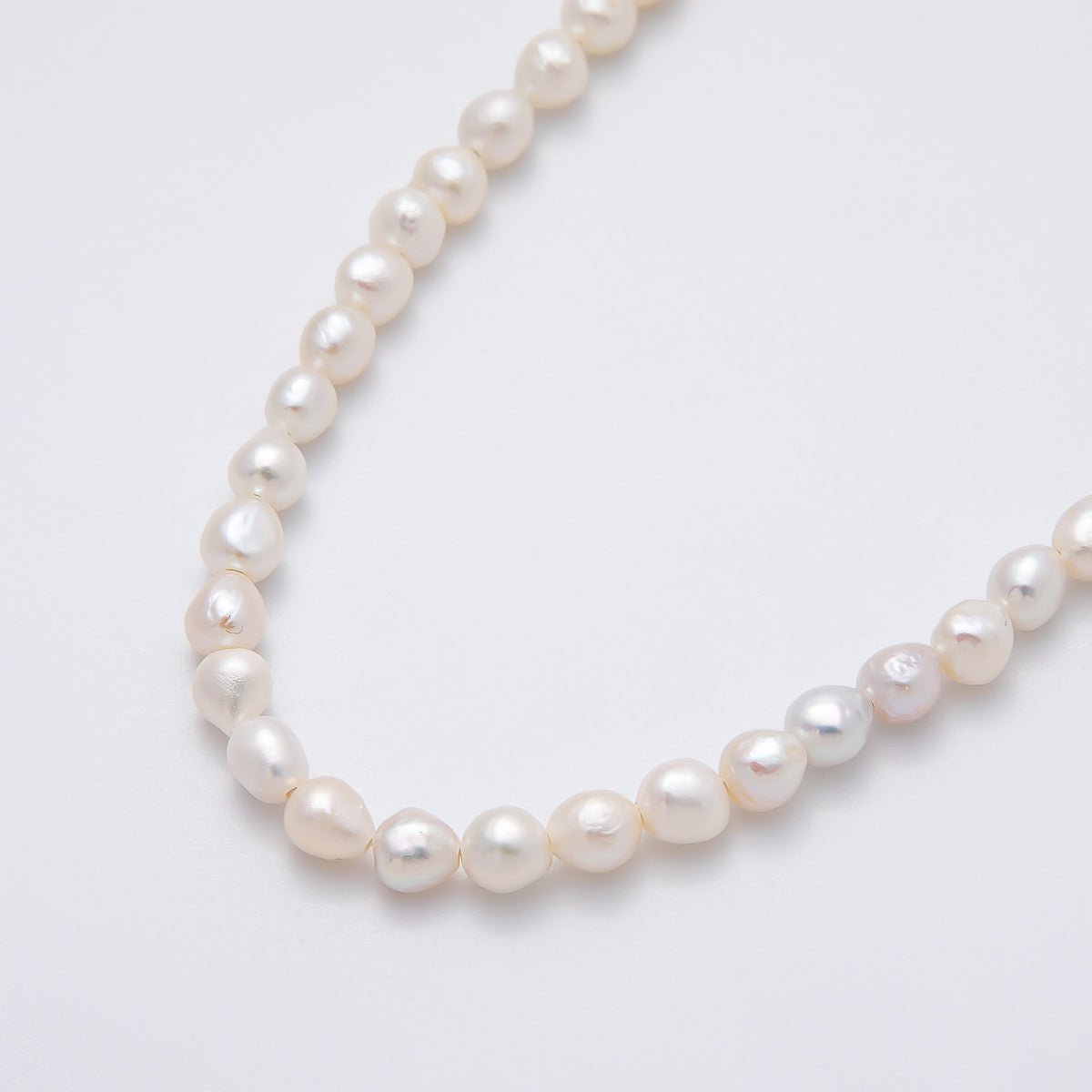 4.5mm Off White Button Round Freshwater Pearl Strand Finding | WA-04263