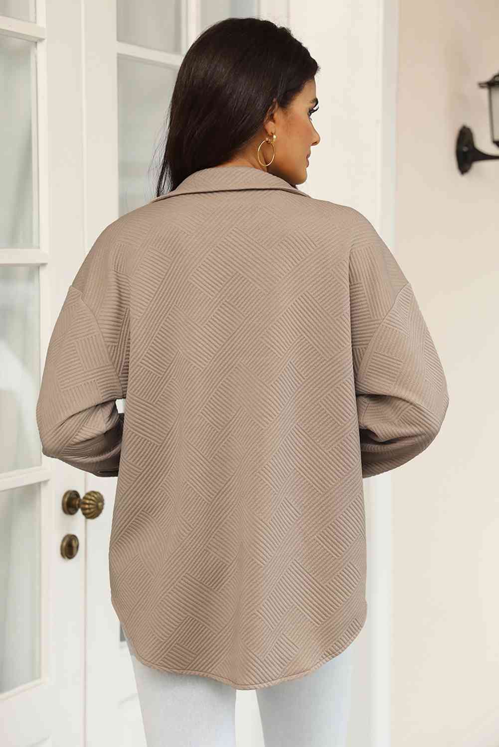 Cloudy Blue Snap-Front Collared Jacket with Pockets Lightweight and Versatile Jacket