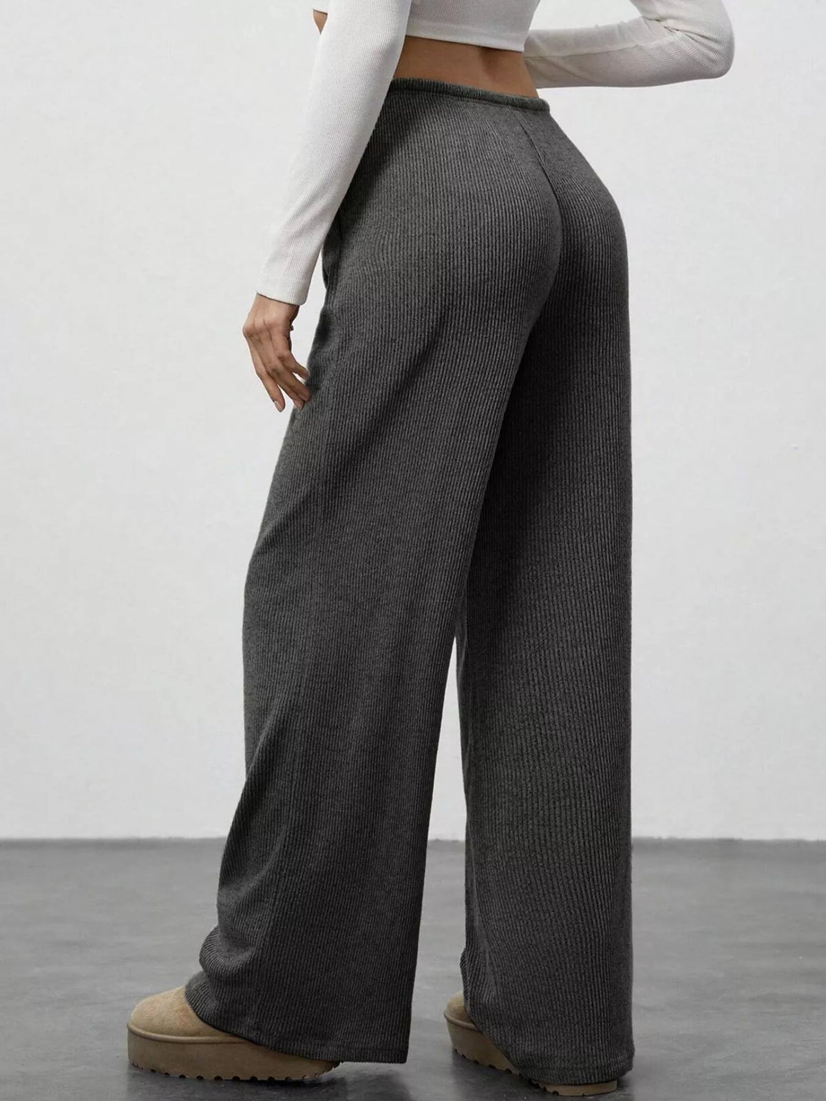 Relaxed Fit Wide Leg Pants