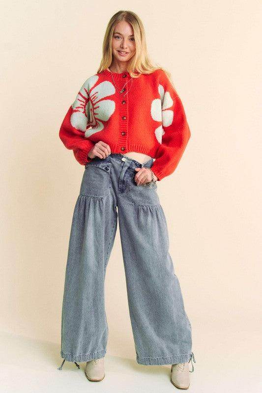 Davi &amp; Dani Flower Contrast Round Neck Long Sleeve Cardigan