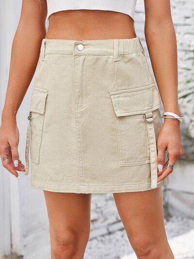 Stylish Pocketed Buttoned Denim Skirt for Every Occasion