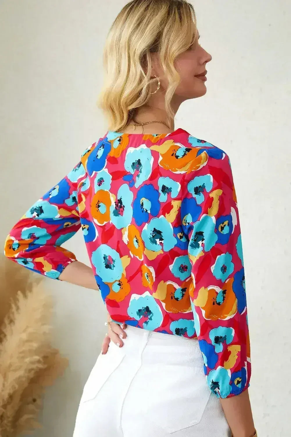 Floral Print V Neck Blouse - 3/4 Sleeve &amp; Non-Stretch | Femstylo