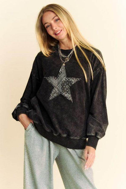 Davi &amp; Dani Stud Star Patch Acid Washed Sweatshirt Trendy