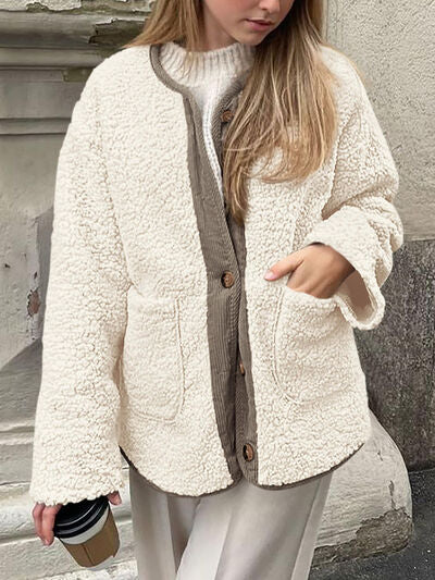 Modern Cozy Women Luxuriously Cozy Contrast Button Up Sherpa Jacket with Pockets For Fall &amp; Winter
