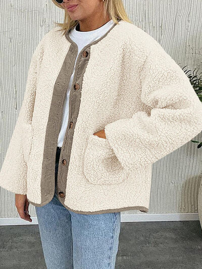 Modern Cozy Women Luxuriously Cozy Contrast Button Up Sherpa Jacket with Pockets For Fall &amp; Winter