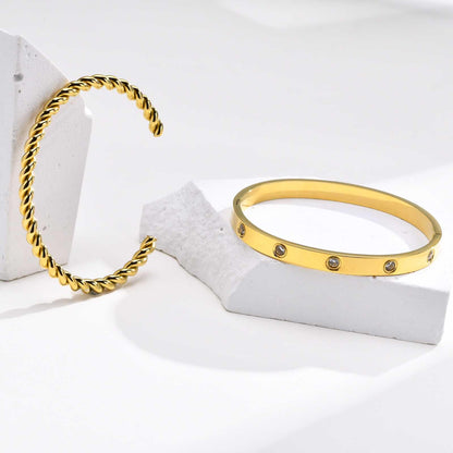 Premium Gold-Plated Stainless Steel Jewelry – Tarnish-Resistant &amp; Waterproof From Uncle LOL