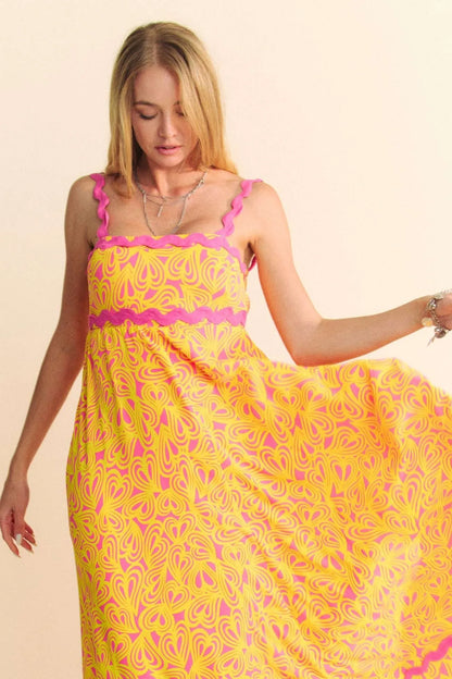 Davi &amp; Dani Geo 2 Tone Printed Wavi Trim Tiered Maxi Dress