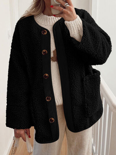 Modern Cozy Women Luxuriously Cozy Contrast Button Up Sherpa Jacket with Pockets For Fall &amp; Winter