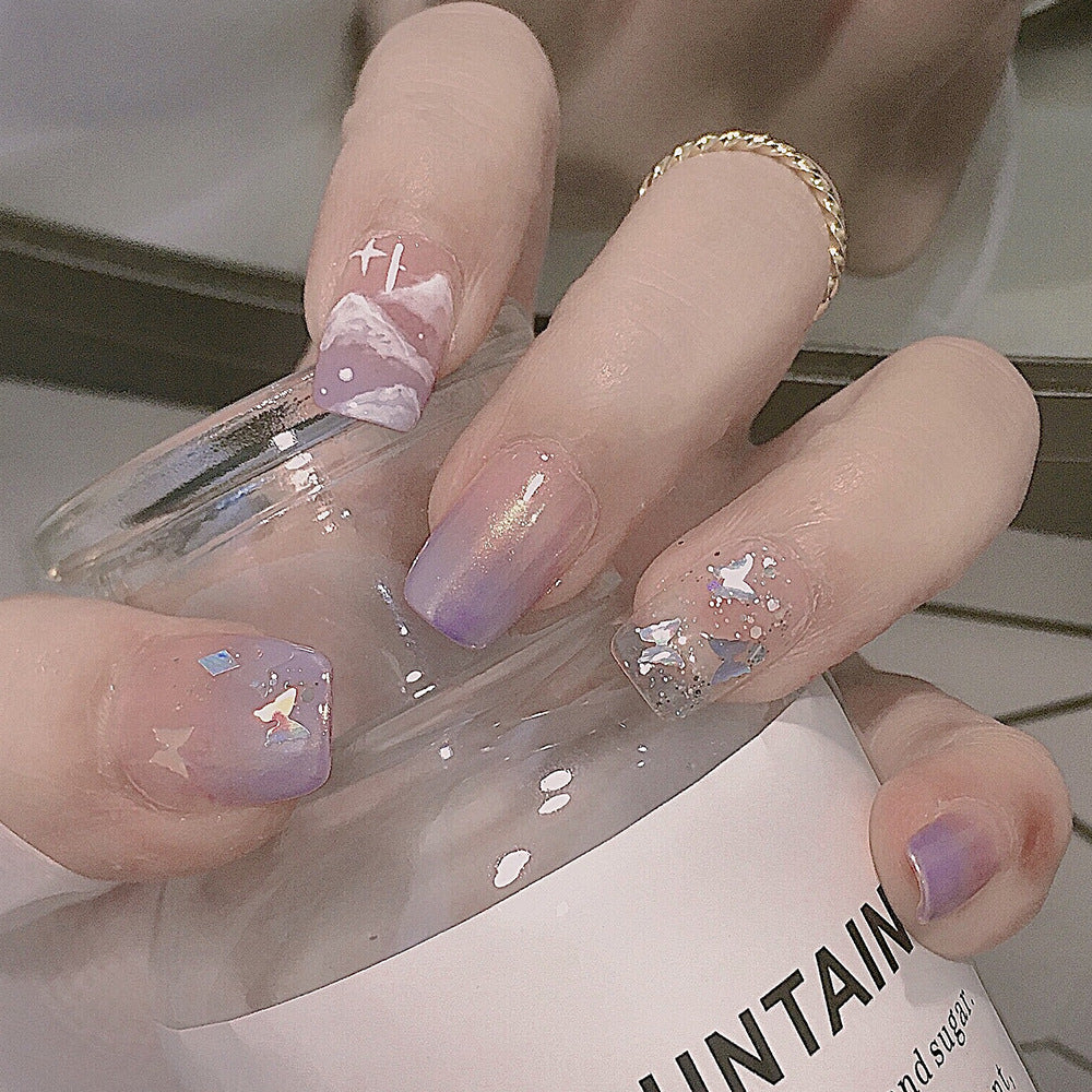 Fashionable Blue and Graffiti Pattern Fake Nails