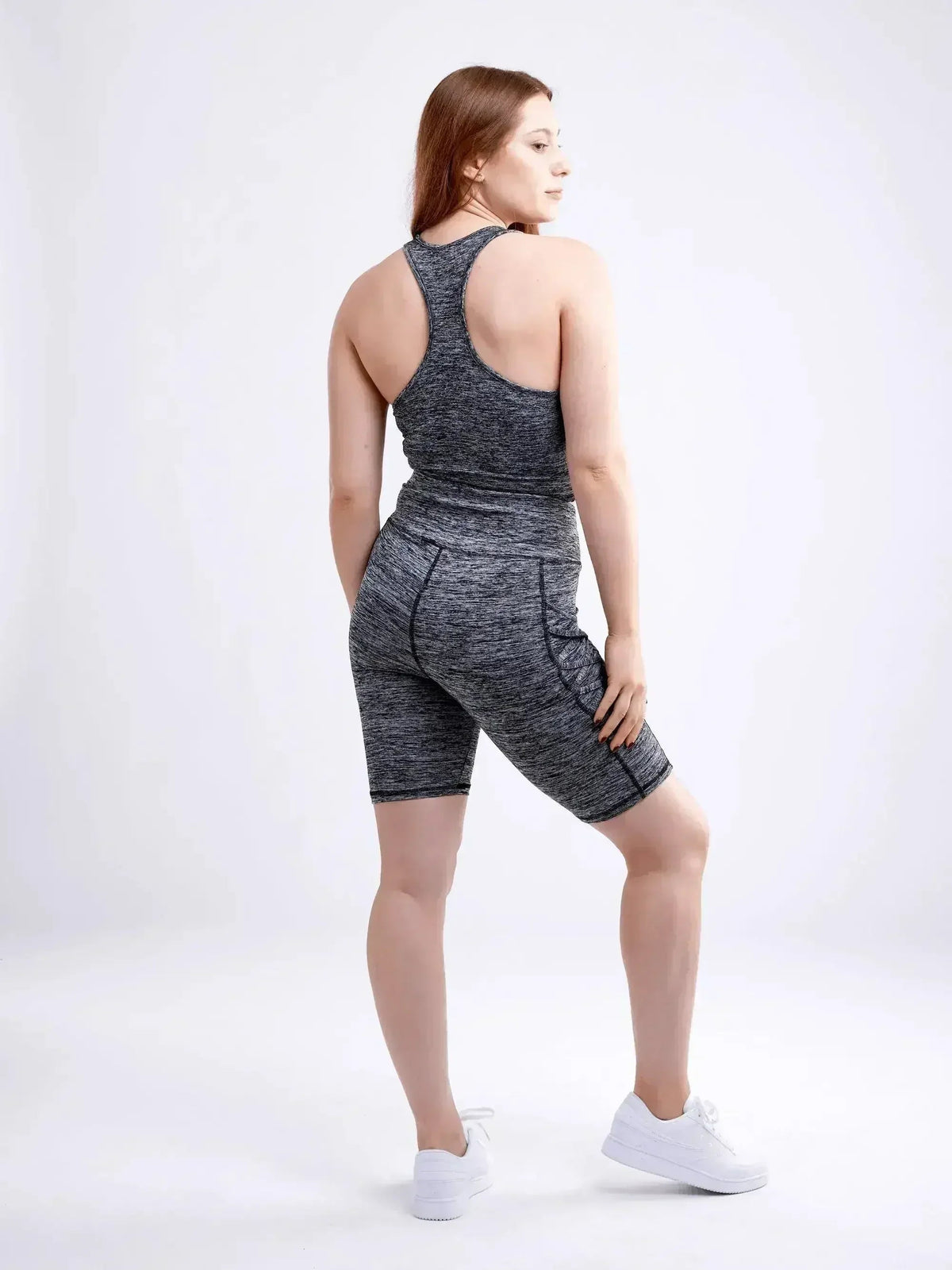 Racerback Training Crop Tank – Lightweight &amp; Breathable for Workouts