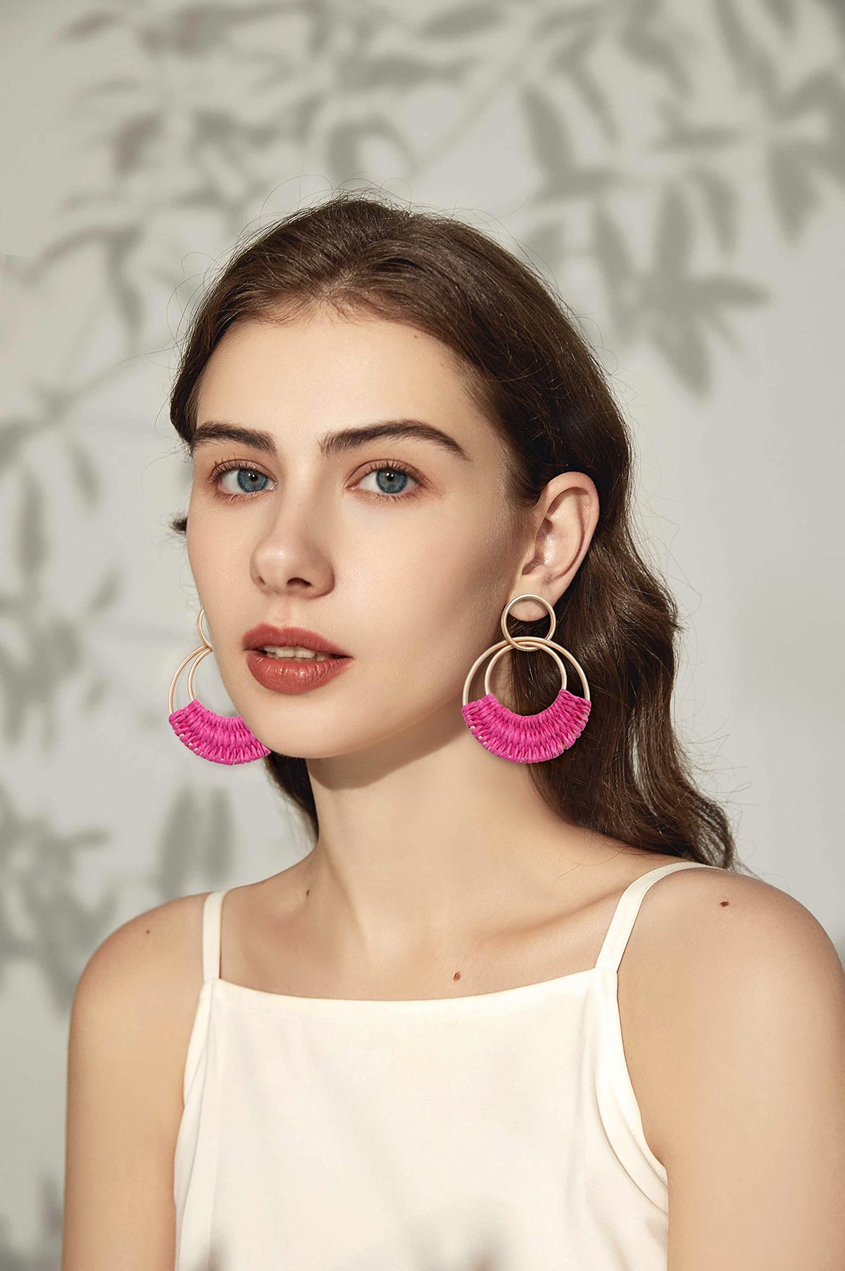 Raffia Hoop Earrings for Women Fun Boho Summer Beach Earrings Lightweight Handmade Straw Wicker Rattan Dangle Earrings Statement Geometric Round Drop Earrings