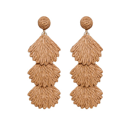 Raffia Dangle Earrings for Women - Boho Statement Rattan Drop Jewelry with Shell Design, Lightweight Summer Beach Trendy Accessories