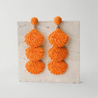 Raffia Dangle Earrings for Women - Boho Statement Rattan Drop Jewelry with Shell Design, Lightweight Summer Beach Trendy Accessories