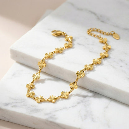 Womens Fashionable Stainless Steel Flower Anklet