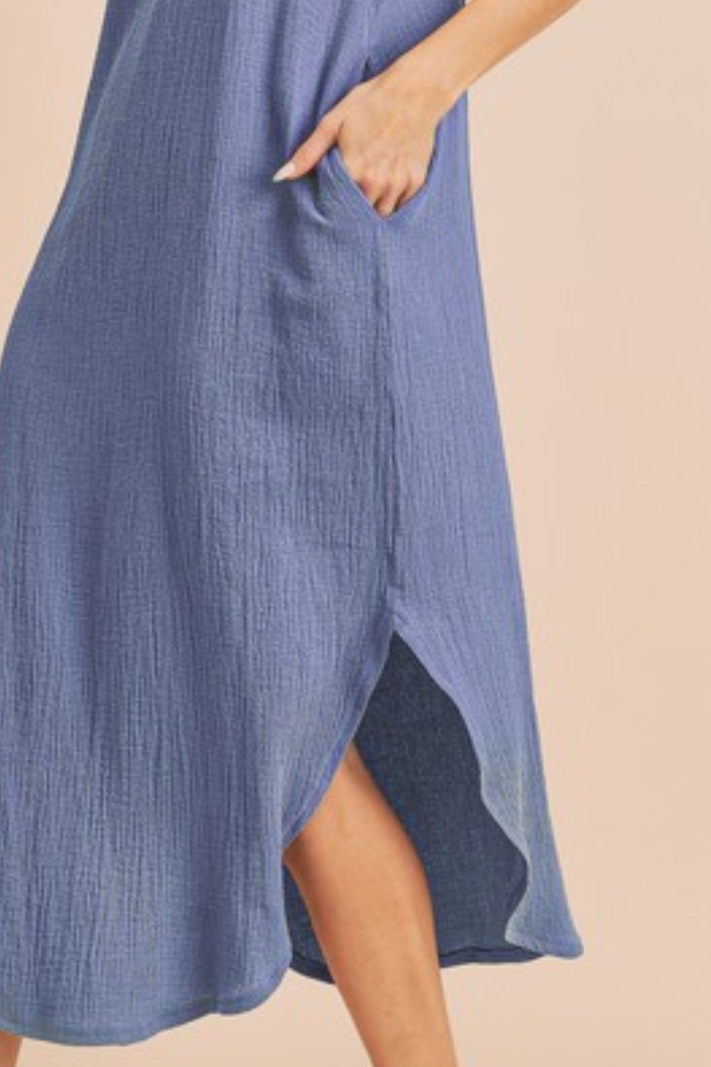 New Round Neck Midi Tank Dress with Pockets for Women – Casual, Comfortable &amp; Functional for Everyday Wear