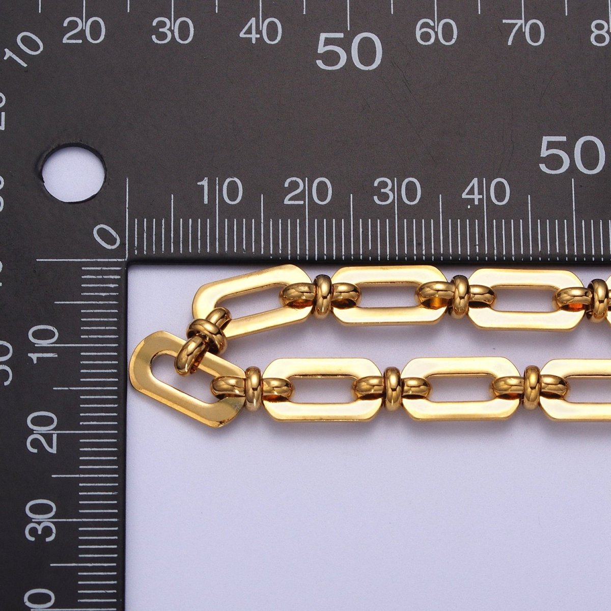 7.3mm Designed Chain, Paperclip &amp; Figure Eight Unfinished Chain in Gold &amp; Silver | ROLL-1000, ROLL-1001 Clearance Pricing