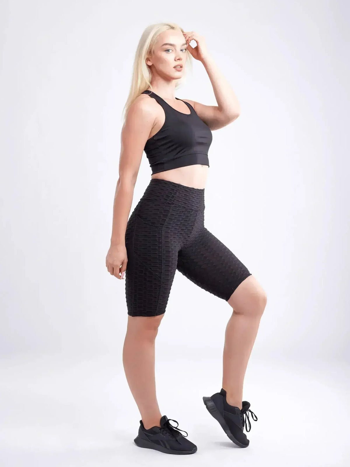 Racerback Training Crop Tank – Lightweight &amp; Breathable for Workouts