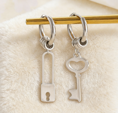 Key &amp; Lock Pendant Earrings Set