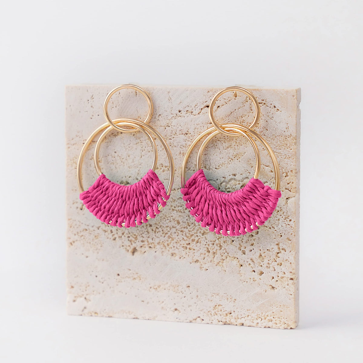 Raffia Hoop Earrings for Women Fun Boho Summer Beach Earrings Lightweight Handmade Straw Wicker Rattan Dangle Earrings Statement Geometric Round Drop Earrings