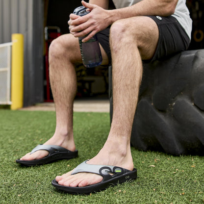 OOFOS mens Ooriginal Sport Sandal