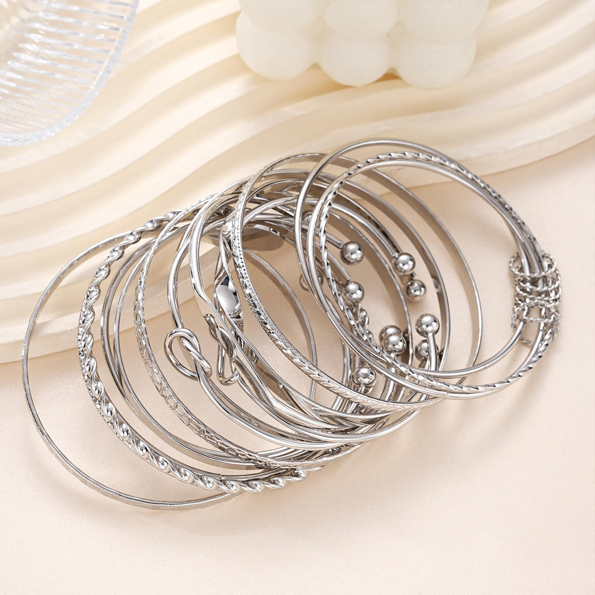 FAXHION Gold Bangle Bracelets for Women, 14 Pcs Multi Layer Stackable Bangle Set, 14K Gold Plated Textured Chunky Bracelets Boho Jewelrys Set