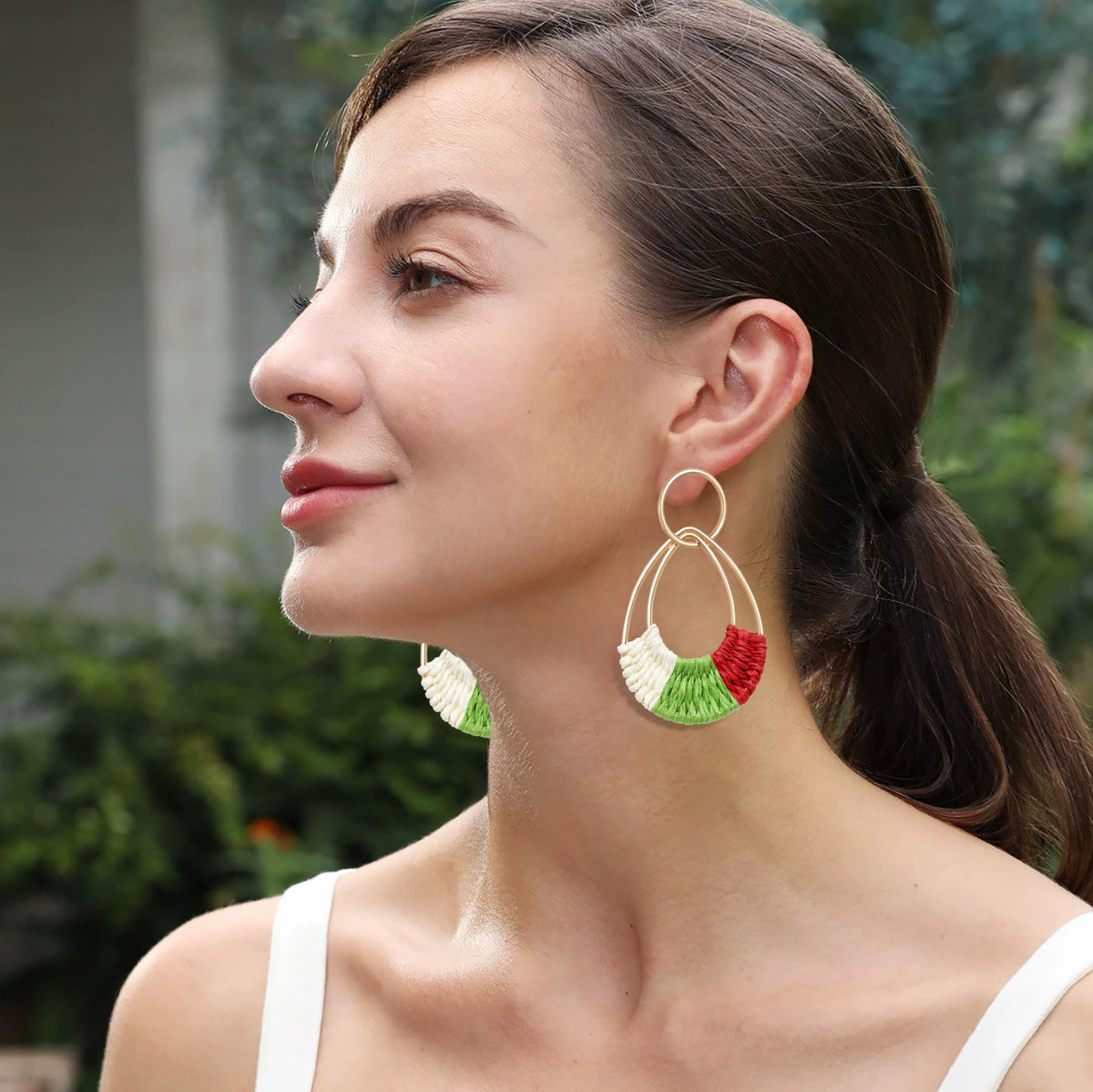 Raffia Hoop Earrings for Women Fun Boho Summer Beach Earrings Lightweight Handmade Straw Wicker Rattan Dangle Earrings Statement Geometric Round Drop Earrings