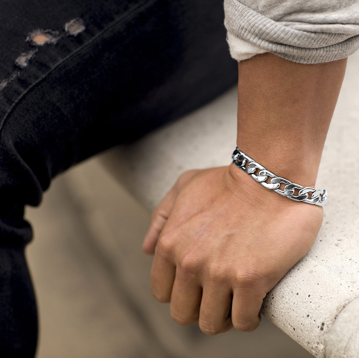 Premium 18K Gold-Plated Cuban Link Bracelet – Luxury Stainless Steel | Waterproof &amp; Tarnish Resistant