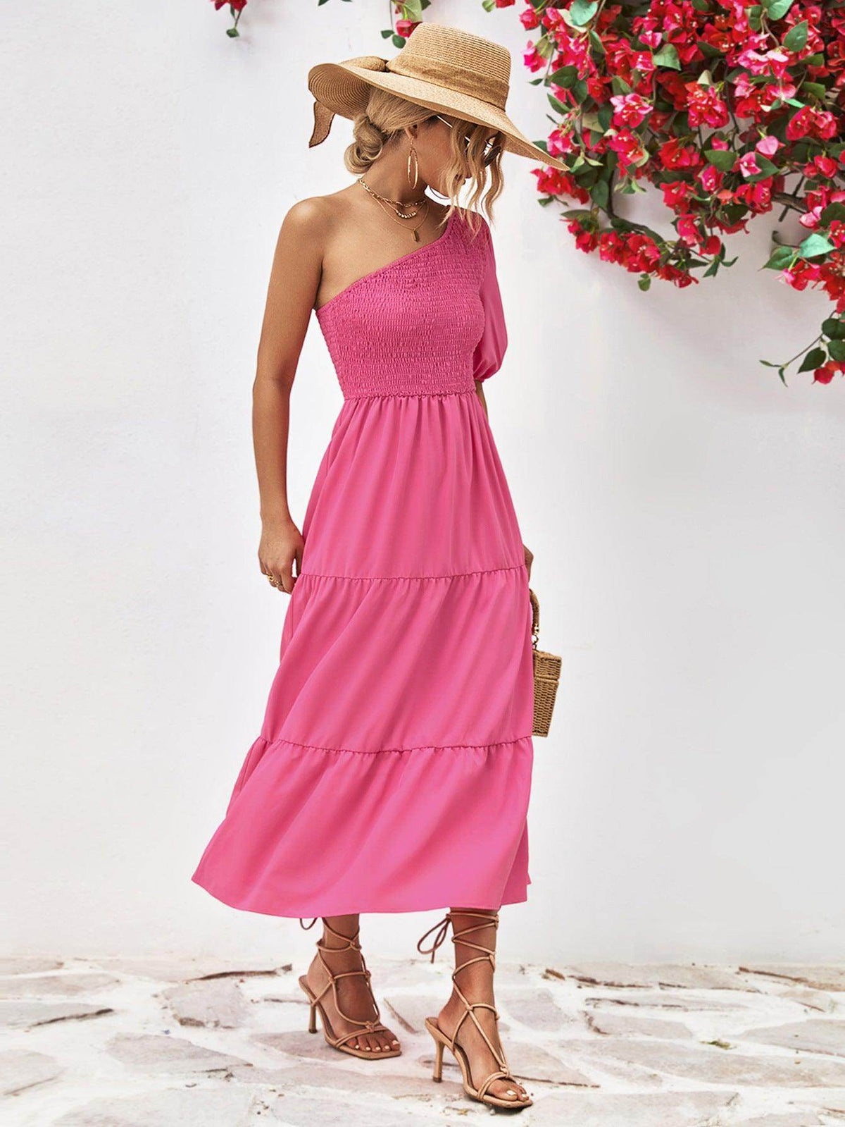 Chic Smocked One-Shoulder Midi Dress for Elegant Style