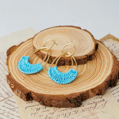 Raffia Hoop Earrings for Women Fun Boho Summer Beach Earrings Lightweight Handmade Straw Wicker Rattan Dangle Earrings Statement Geometric Round Drop Earrings