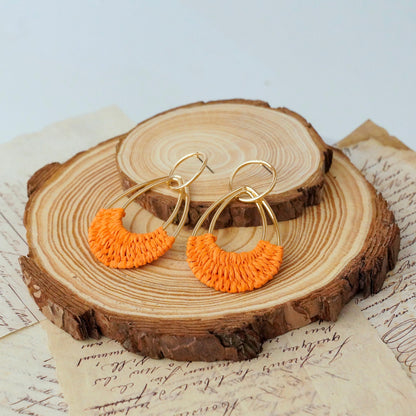 Raffia Hoop Earrings for Women Fun Boho Summer Beach Earrings Lightweight Handmade Straw Wicker Rattan Dangle Earrings Statement Geometric Round Drop Earrings