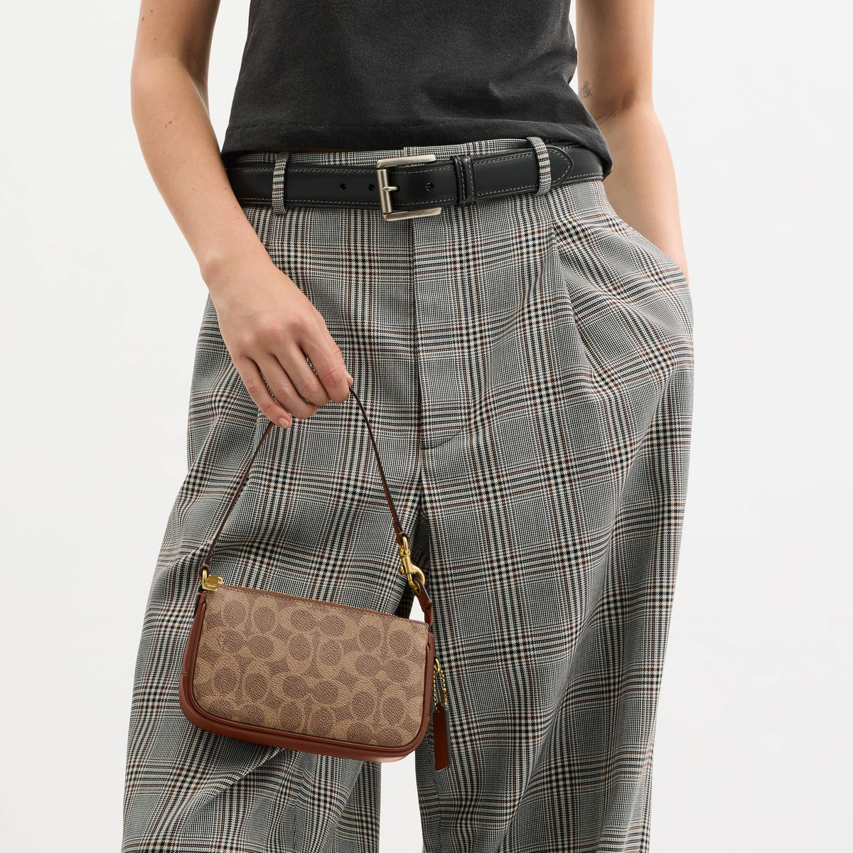 Coach Women’s Plaza Bag 18