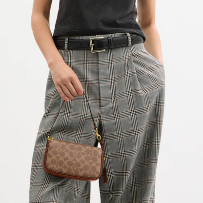 Coach Women’s Plaza Bag 18