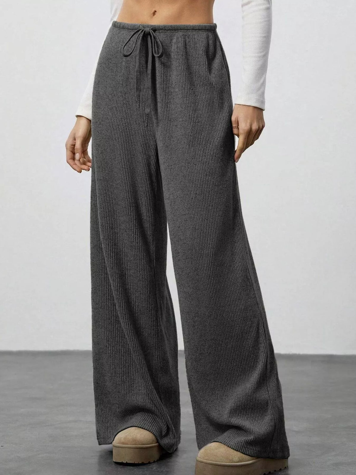 Relaxed Fit Wide Leg Pants