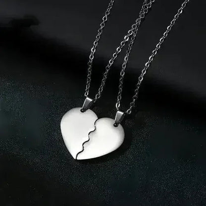 💞 Couple Heart Puzzle Necklace – Two Halves, One Love