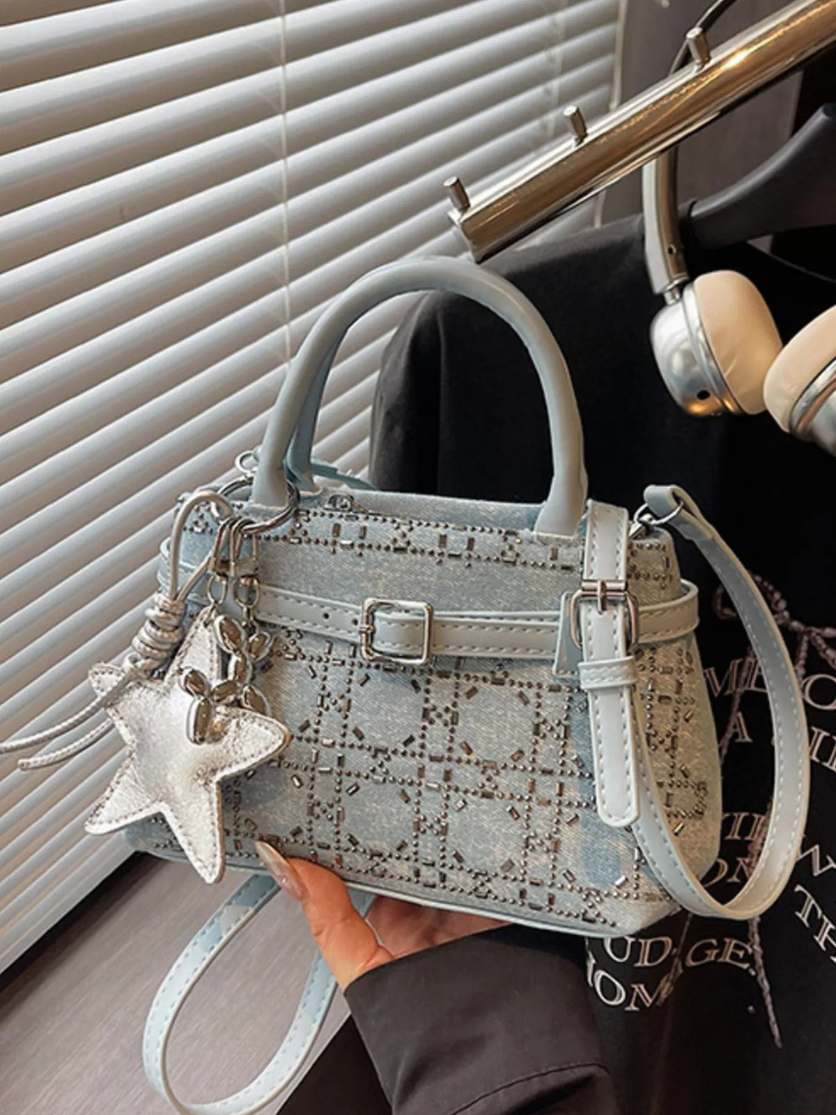 Texture Star Charm Crossbody Bag